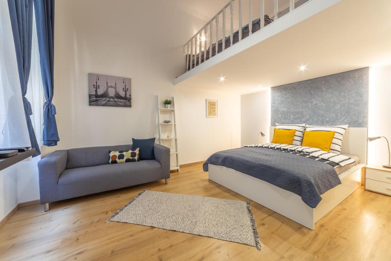 בודפשט Lovely 1 Bedroom Flat With Central Location מראה חיצוני תמונה